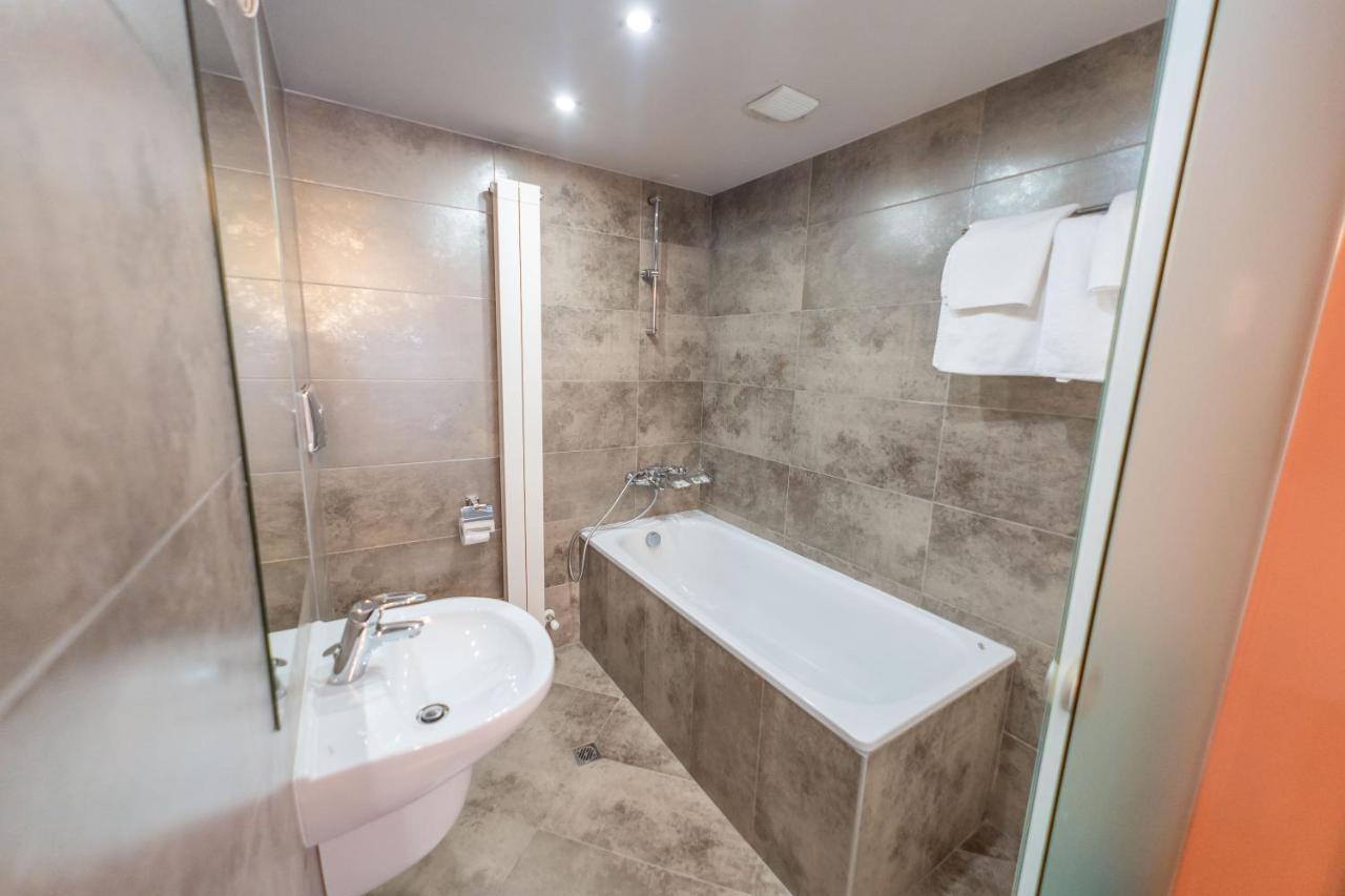Algara Hut Hotel Panicsiste Kültér fotó